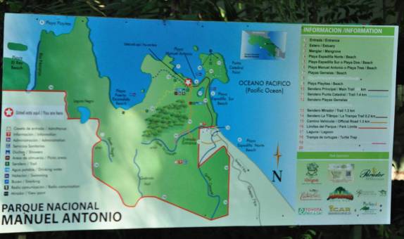 Mapa de trilhas do pequeno Parque Nacional de Manuel Antonio, no litoral do Oceano Pacífico, na Costa Rica